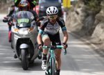Simon Yates gana la 2ª etapa del Tour de los Alpes y es líder