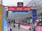 Damiano Caruso gana la etapa 20 del Giro de Italia y Bernal sigue de Rossa!