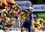 Van Der Poel gana la 2ª etapa del Tour de Francia y se viste de amarillo
