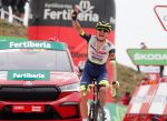 Rein Taaramäe gana la 3ª etapa de La Vuelta y se viste de rojo
