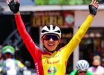 Aranza Villalón gana la 2ª etapa de la Vuelta femenina a Colombia y es nueva líder!
