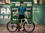 Vicente Cárdenas entrena en Europa junto a Giant