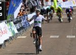 Sam Bennett se estrenó como ganador en la 10ª etapa del Tour de Francia