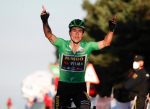 Primoz Roglic vence en la 8ª etapa La Vuelta pero Richard Carapaz sigue líder