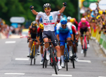 Tadej Pogačar ganó la 6° etapa del Tour de France y es el nuevo líder