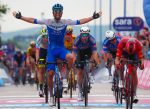 Michael Matthews ganó la 3ª del Giro d’Italia 2023 y Remco Evenepoel sigue como líder general