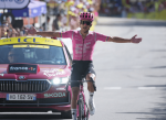 Richard Carapaz es el ganador de la Etapa 18 del Tour 2026 y Pogačar sigue como líder