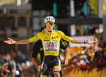 ¡Se comienza a probar la corona! Tadej Pogačar da el golpe y gana la Etapa 19 del Tour 2026
